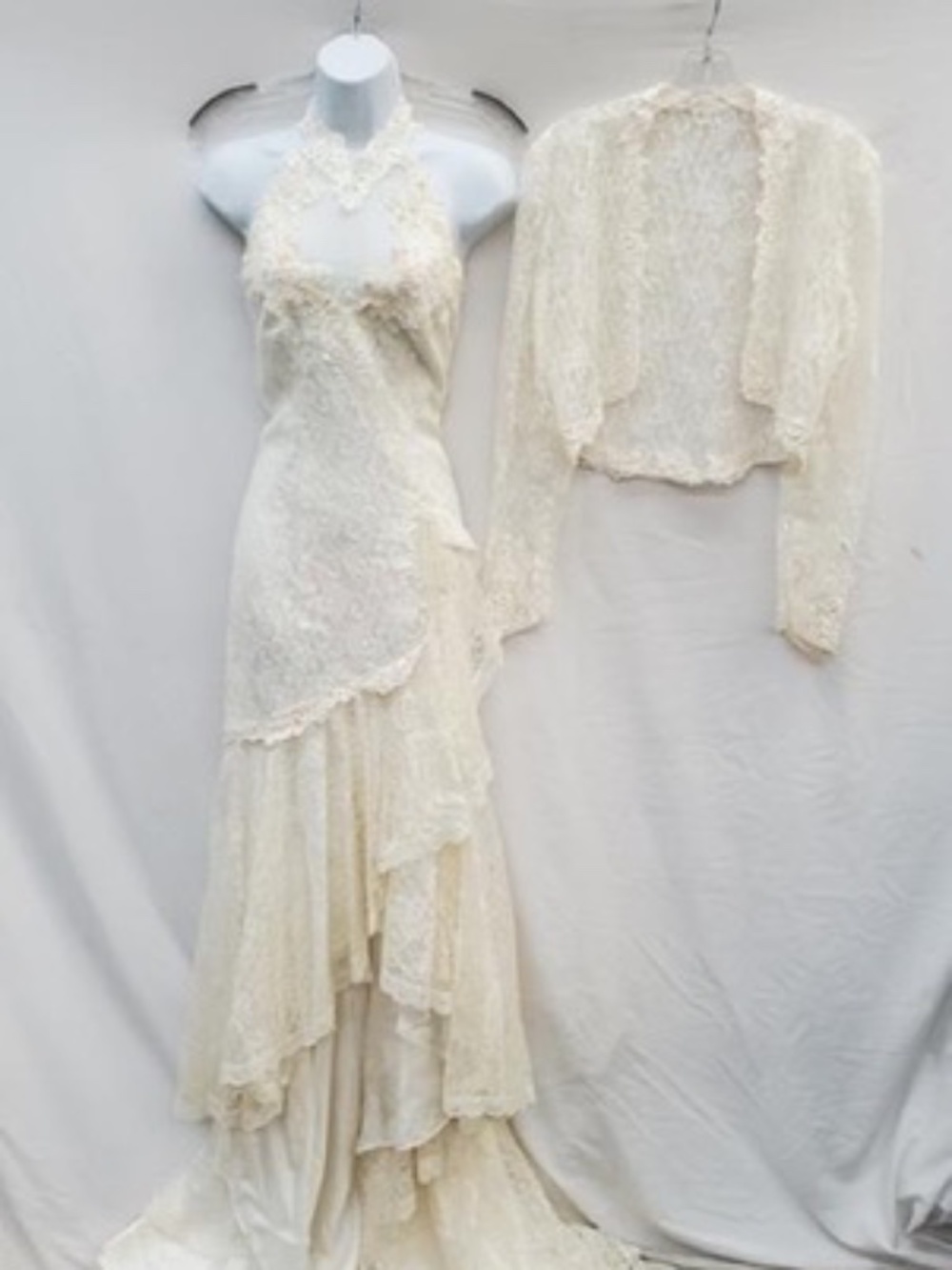 Vintage French Lace Halter Wedding Dress Size 4